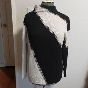 NIC+ZOE Black and Cream Cowl Neck Sweater